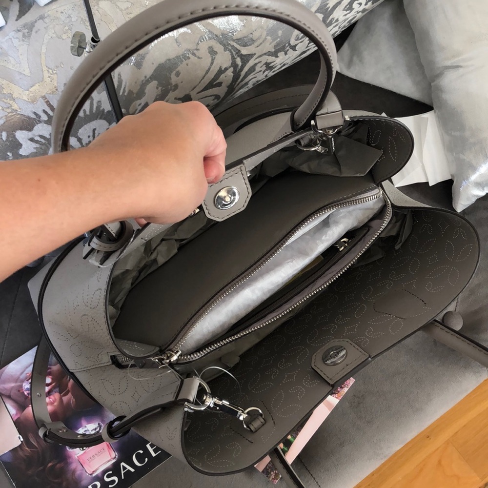NWT Michael Kors Satchel pearl grey - Picture 6 of 8
